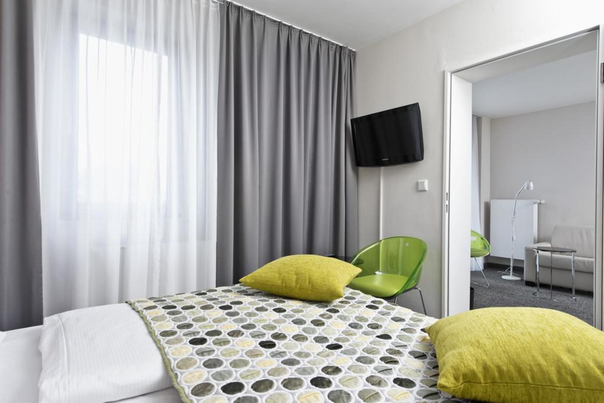 Tryp By Wyndham Frankfurt Hotel Frankfurt am Main Exterior photo